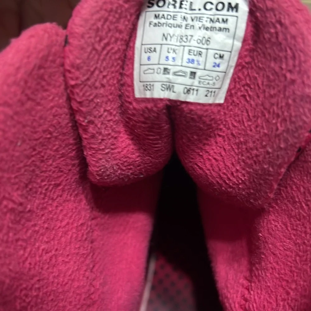 Sorel Pink and White Rain & Snow Boots with Polka Dots‎